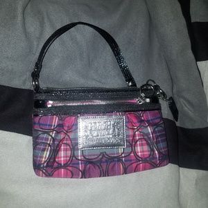 Coach berry poppy large wristlet